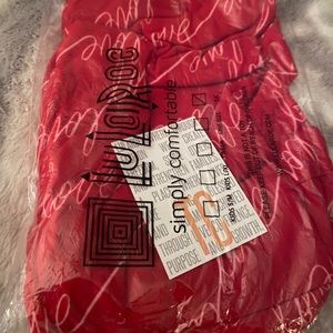 Lularoe valentine leggings. Red with pink tall and curvy new with tags